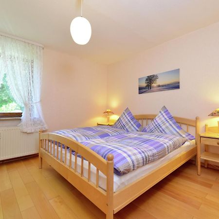Quaint Apartment In Eimelrod Near Lake And Water Sports Willingen  Eksteriør billede
