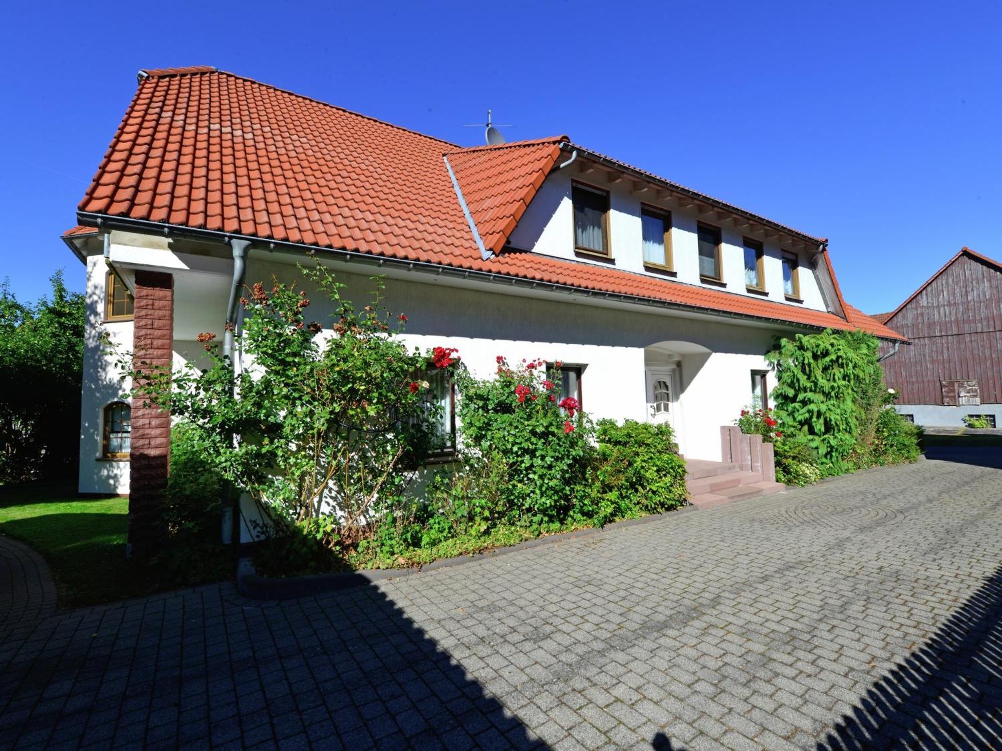 Quaint Apartment In Eimelrod Near Lake And Water Sports Willingen  Eksteriør billede