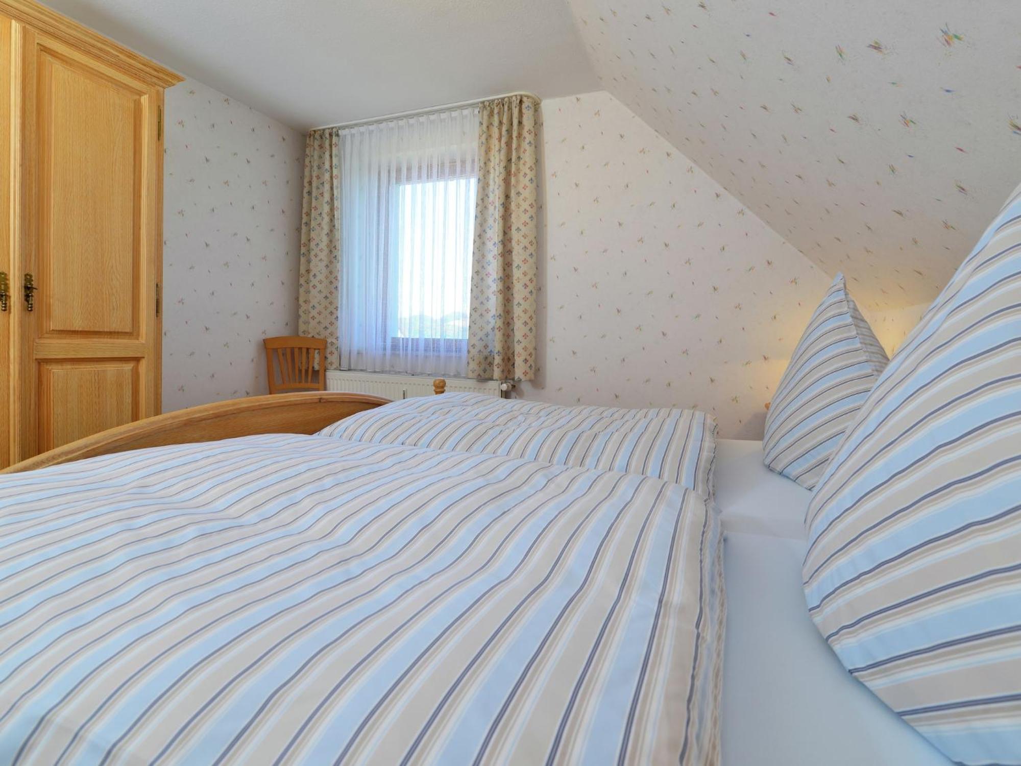 Quaint Apartment In Eimelrod Near Lake And Water Sports Willingen  Eksteriør billede