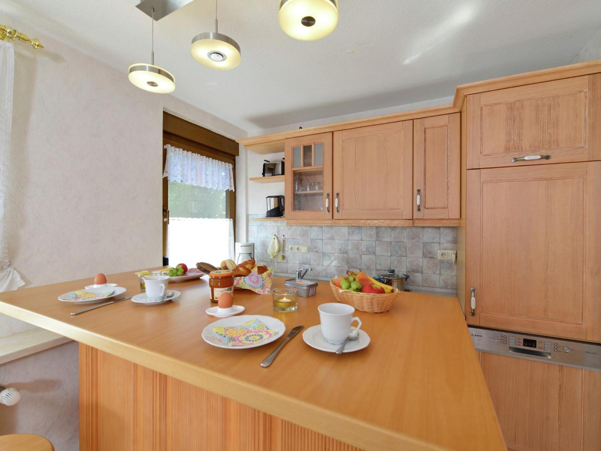 Quaint Apartment In Eimelrod Near Lake And Water Sports Willingen  Eksteriør billede