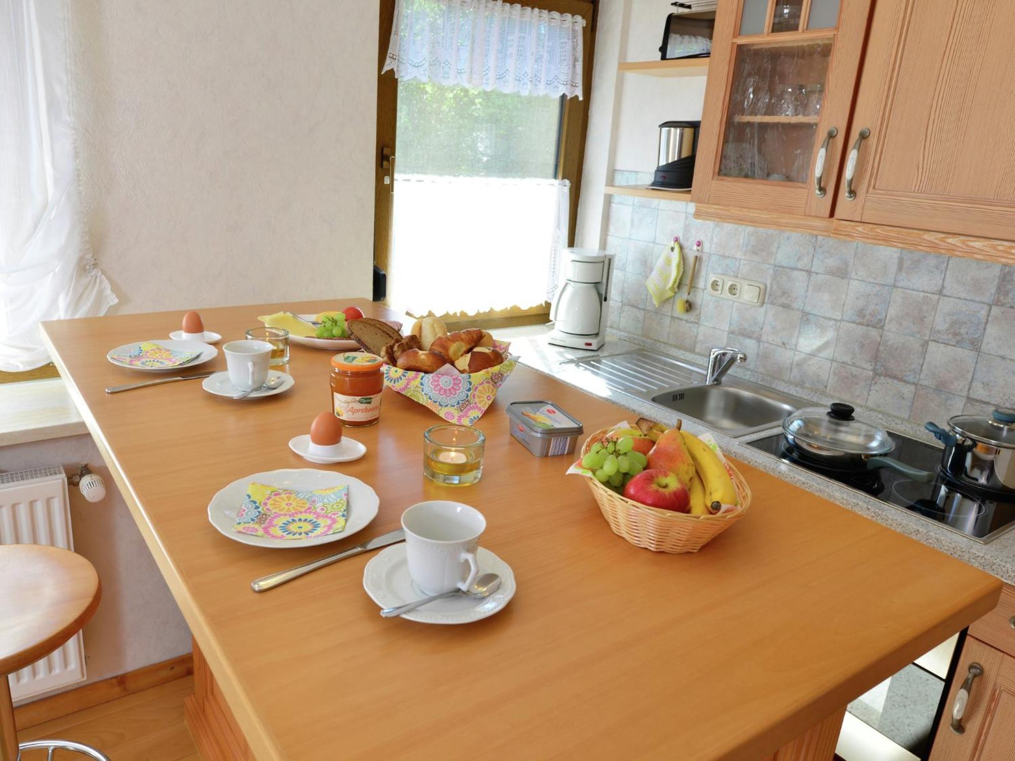 Quaint Apartment In Eimelrod Near Lake And Water Sports Willingen  Eksteriør billede